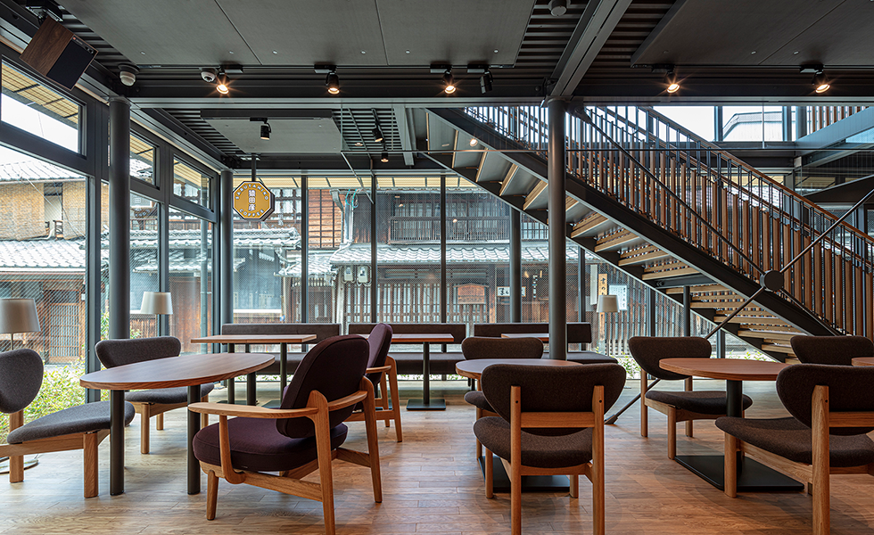 奈良 鹿猿狐ビルヂング